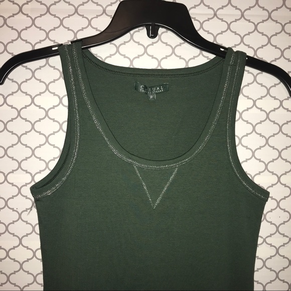 🦄 Green Tank Top - Picture 4 of 5